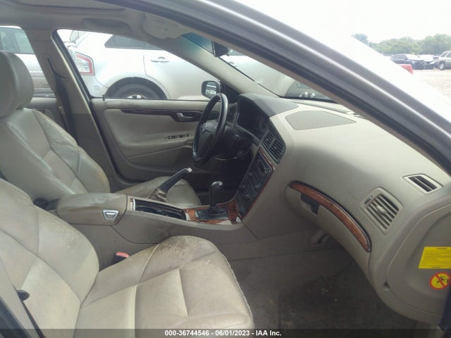 2005 VOLVO S60 VIN: YV1RS592252467252