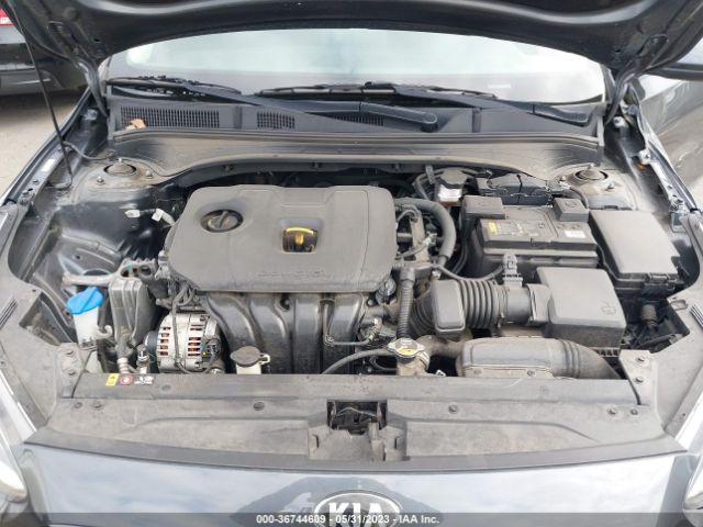 3KPF24AD8LE209379 KIA Forte Lxs