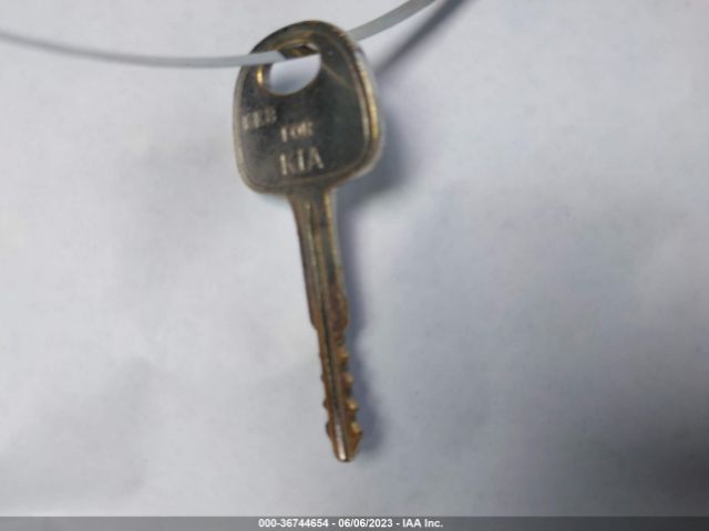 KNAFX4A65E5145798 KIA FORTE LX