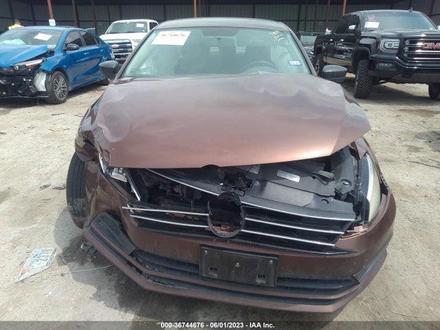 3VW267AJ2GM378932 Volkswagen Jetta Sedan 1.4t S