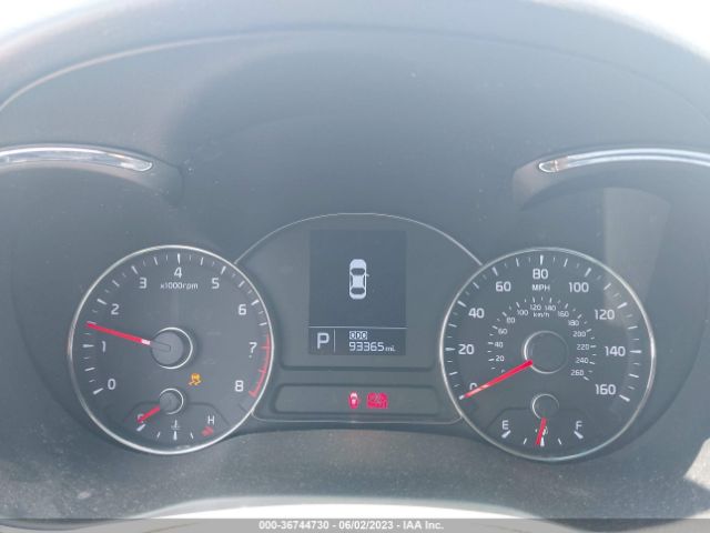 KNAFX5A80G5619215 KIA Forte 5-door Ex
