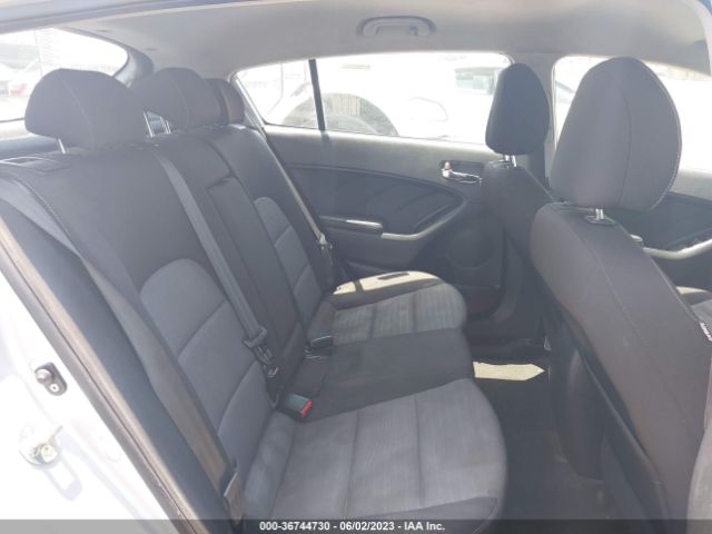 KNAFX5A80G5619215 KIA Forte 5-door Ex