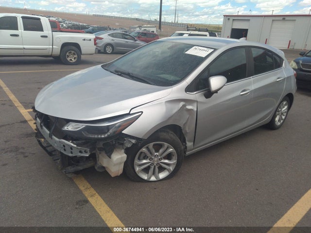 Chevrolet CRUZE LT 2019 3G1BE6SM7KS561734 Image 2