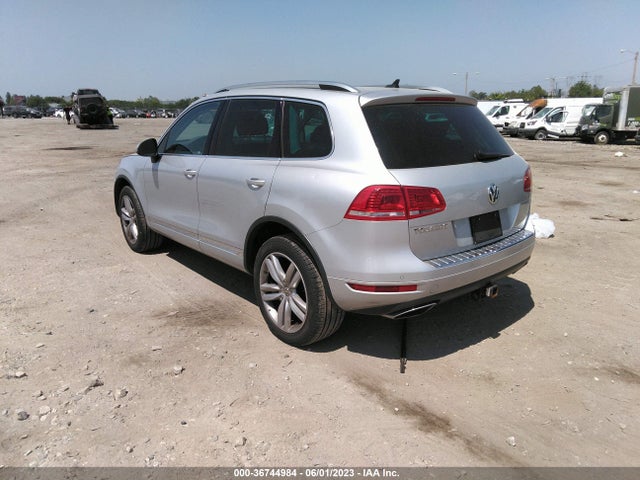 Volkswagen Touareg Exec 2014 WVGEP9BP4ED007710 Image 5