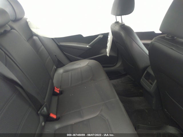 1VWDT7A30HC029130 Volkswagen Passat R-line W/comfort Pkg