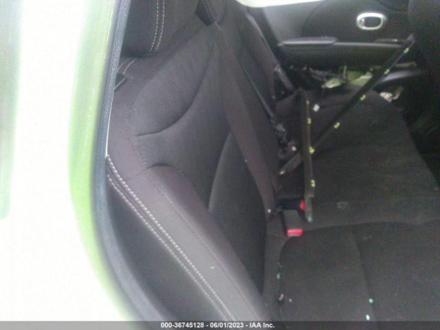KNDJN2A20J7562751 KIA Soul Base