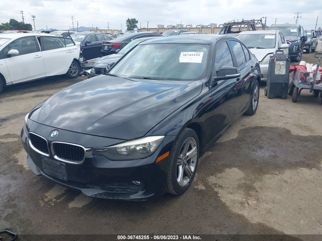 WBA3B1G50ENS79777 BMW 3 Series 320i