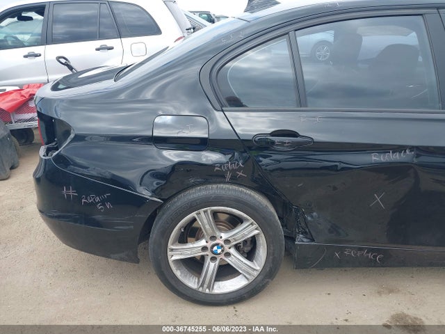 WBA3B1G50ENS79777 BMW 3 Series 320i