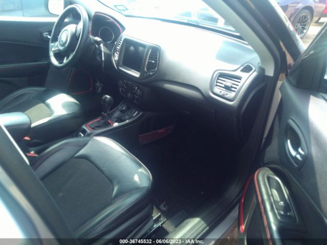 3C4NJDDB2KT771751 Jeep Compass Trailhawk