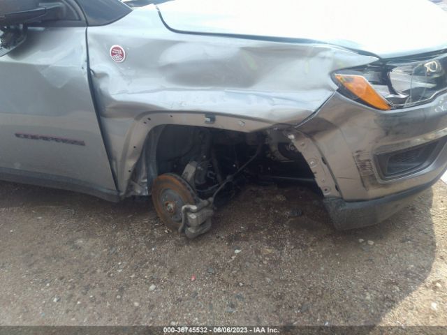 3C4NJDDB2KT771751 Jeep Compass Trailhawk
