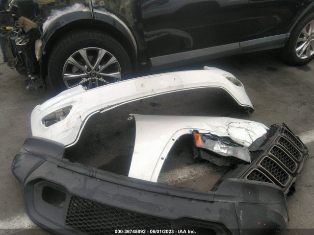 1C4RJEAG3GC382532 Jeep Grand Cherokee 75th Anniversary