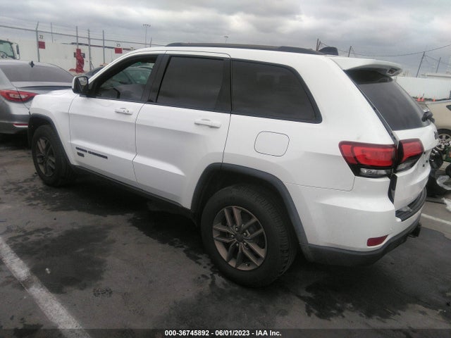1C4RJEAG3GC382532 Jeep Grand Cherokee 75th Anniversary