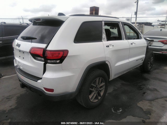 1C4RJEAG3GC382532 Jeep Grand Cherokee 75th Anniversary