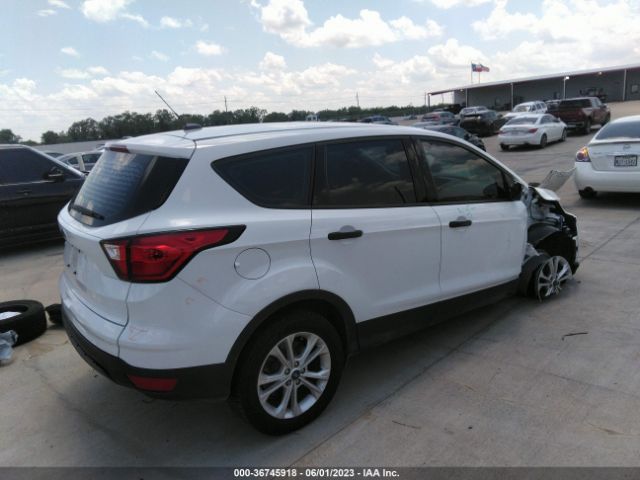 1FMCU0F77KUA04897 Ford ESCAPE S