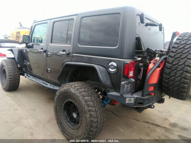 1C4BJWDGXHL510303 Jeep Wrangler Unlimited Sport