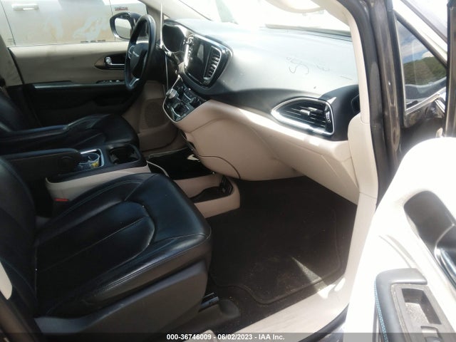 2C4RC1BG8MR592290 Chrysler Pacifica Touring L