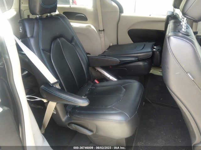 2C4RC1BG8MR592290 Chrysler Pacifica Touring L