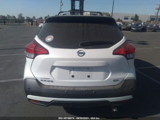 3N1CP5DV7LL555582 Nissan KICKS SR