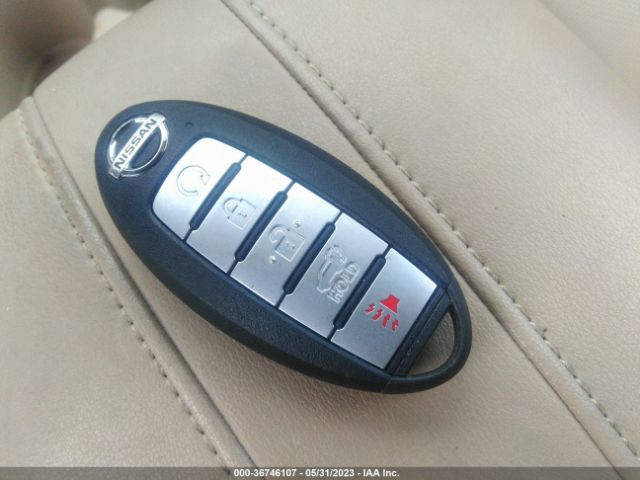 5N1AT2MV0KC728380 Nissan Rogue Sl