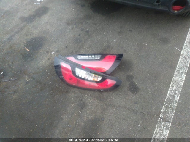 KIA Soul Base 2015 KNDJN2A20F7218988 Image 4