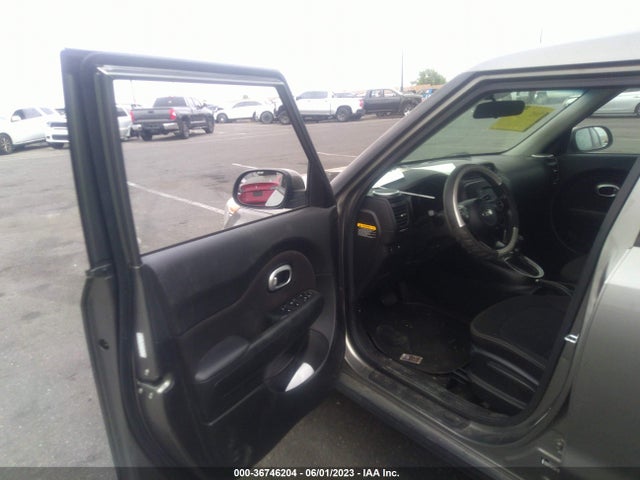KIA Soul Base 2015 KNDJN2A20F7218988 Image 7