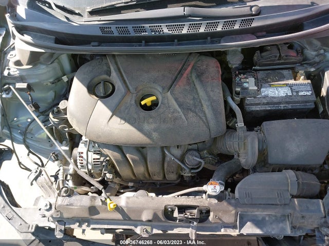 Hyundai Elantra Limited 2016 5NPDH4AEXGH750742 Image 10