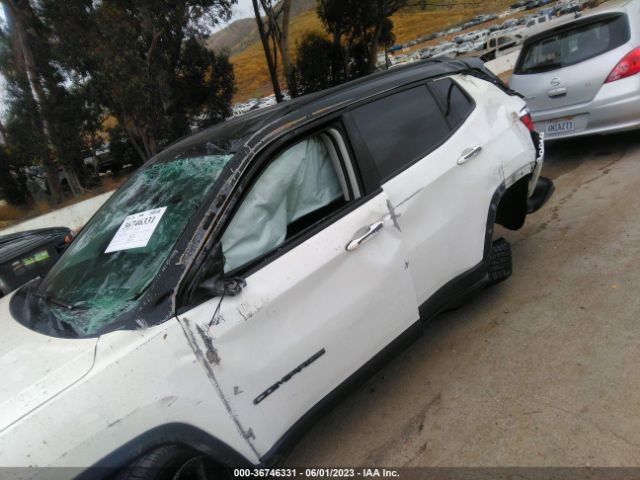 3C4NJCBB7MT519395 Jeep Compass Altitude