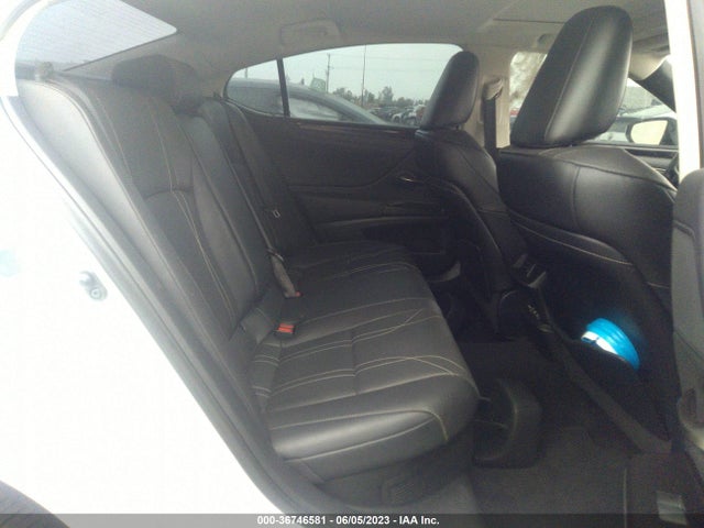 58AB21B17KU001550 Lexus Es Es 300h