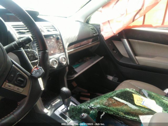 JF2SJARC4HH428953 Subaru Forester Limited