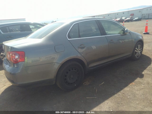 2005 VOLKSWAGEN JETTA SEDAN A5 2.5L VIN: 3VWSF71K65M607831