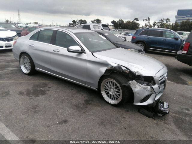 W1KWF8DB3LR598058 auction archive image