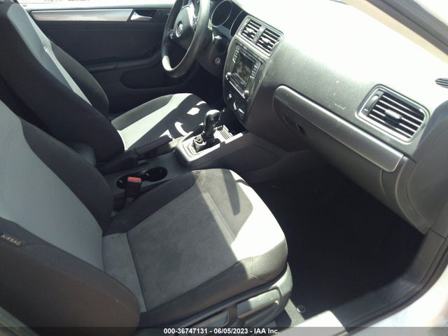 3VW2B7AJ5HM207928 Volkswagen Jetta 1.4t S