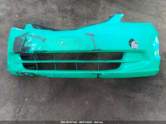 2013 HONDA FIT VIN: JHMGE8H37DC080963