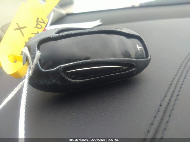 2019 Tesla Model X, VIN: 5YJXCBE28KF158926