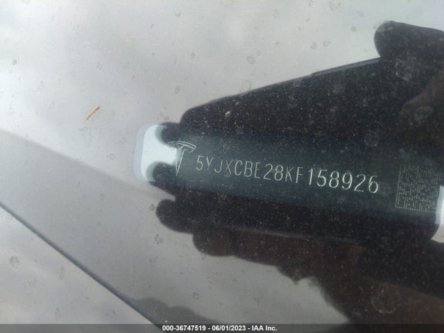 2019 Tesla Model X, VIN: 5YJXCBE28KF158926