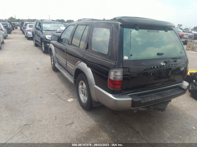 1999 INFINITI QX4 LUXURY VIN: JNRAR05Y7XW040690