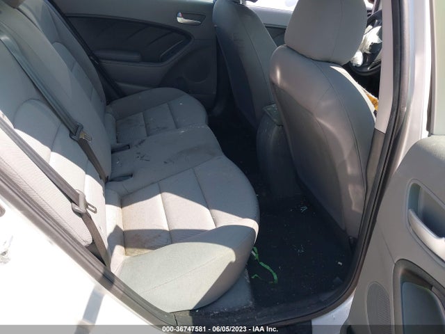 KIA FORTE LX 2017 3KPFK4A76HE082777 Image 8
