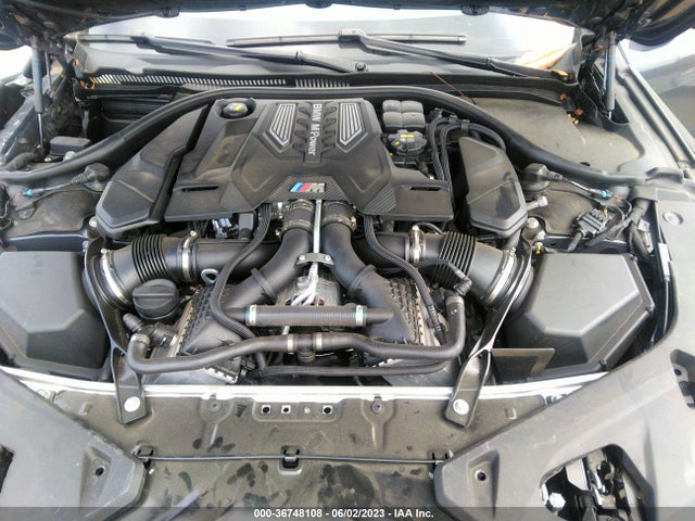 2022 BMW M8, VIN: WBSGV0C08NCJ85389