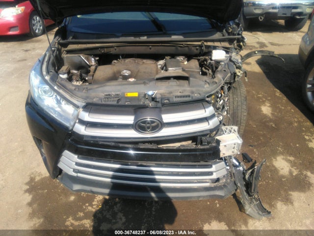 2019 TOYOTA HIGHLANDER SE/XLE VIN: 5TDJZRFH8KS590010