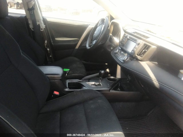 2015 TOYOTA RAV4 XLE VIN: 2T3RFREV1FW358128