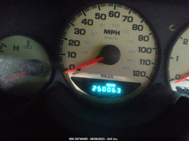2003 DODGE NEON SXT VIN: 1B3ES56C33D136877