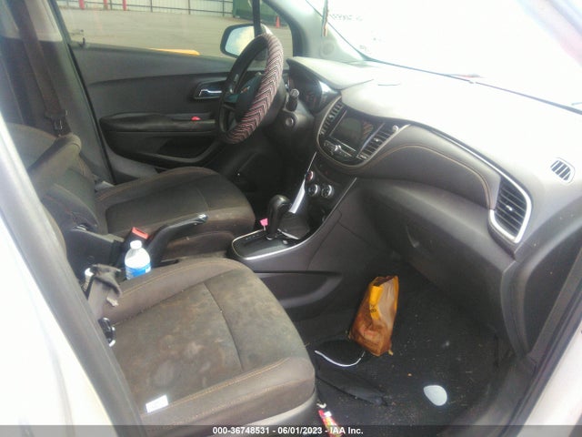 Chevrolet TRAX LS 2018 3GNCJKSB5JL224655 Image 5