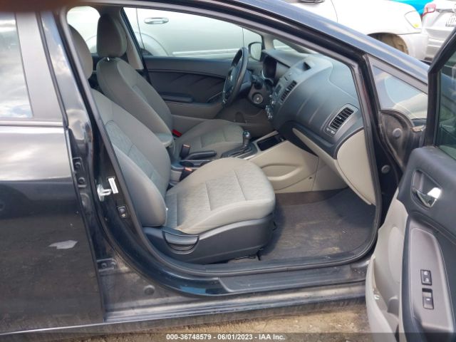 KNAFK4A65F5322964 KIA FORTE LX
