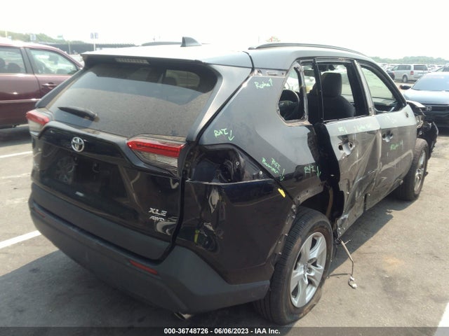 2019 TOYOTA RAV4 XLE VIN: 2T3P1RFV9KC049992