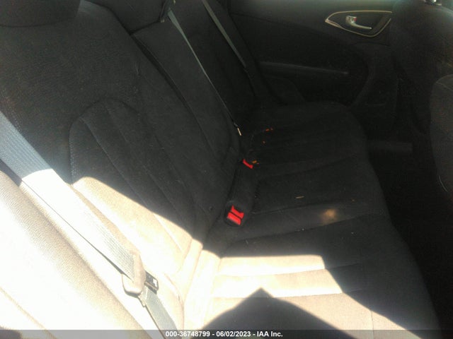 1C3CCCAB7FN713404 Chrysler 200 Limited