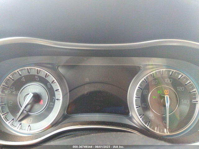 2C3CCARG0JH228950 Chrysler 300 Touring L