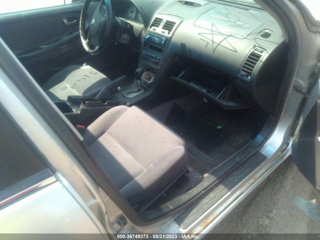 2003 NISSAN MAXIMA SE VIN: JN1DA31D63T501501