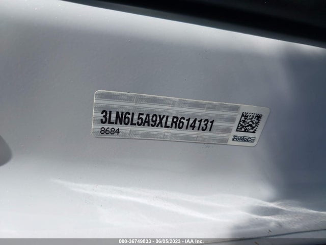 2020 Lincoln MKZ, VIN: 3LN6L5A9XLR614131
