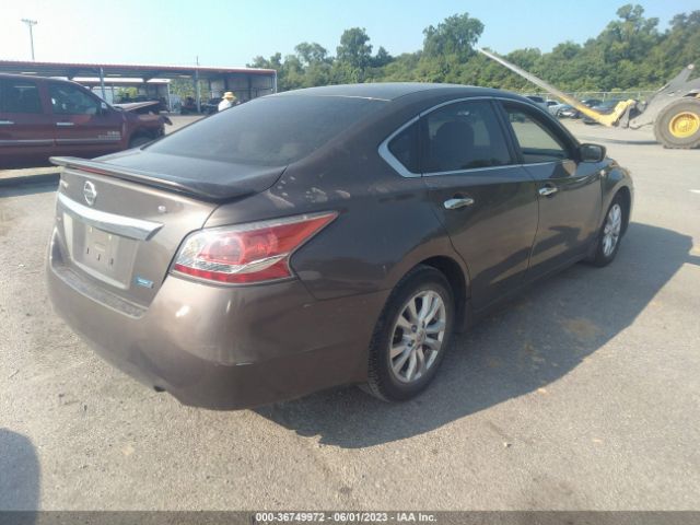 1N4AL3AP5EN261083 Nissan Altima 2.5 S