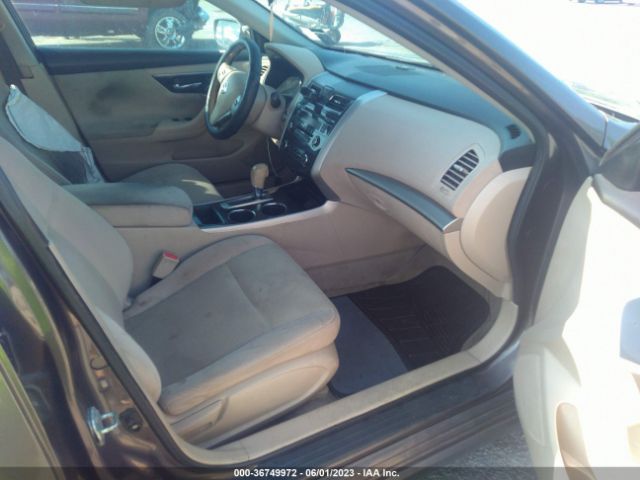 1N4AL3AP5EN261083 Nissan Altima 2.5 S